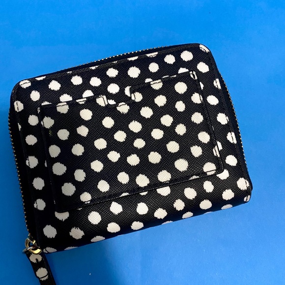 Kate Spade ♠️ Wallet - Picture 2 of 4